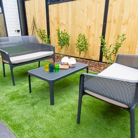 Stylish 2-Bedroom Haven Next To Hagley Park Christchurch Extérieur photo