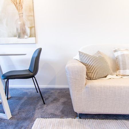 Stylish 2-Bedroom Haven Next To Hagley Park Christchurch Extérieur photo