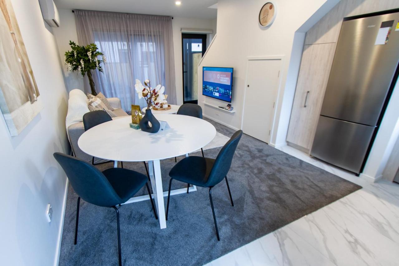 Stylish 2-Bedroom Haven Next To Hagley Park Christchurch Extérieur photo